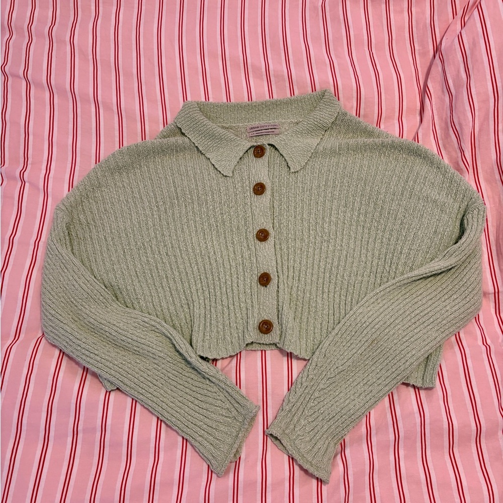 Cropped Ribbed Button-Up Cardigan in Mint Green